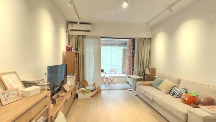 龙电B区二手房实景图