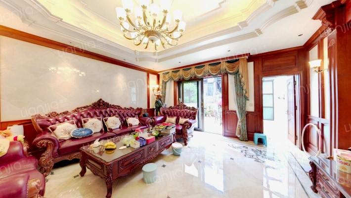 融创嘉德庄园二期二手房实景图