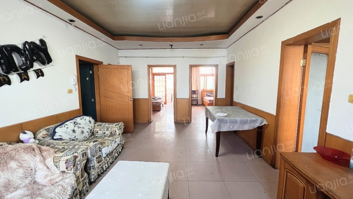 文化馆宿舍二手房实景图