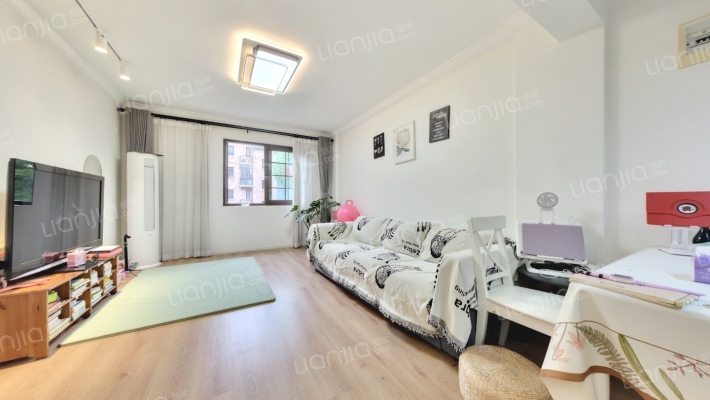 万科晶源(公寓)二手房实景图