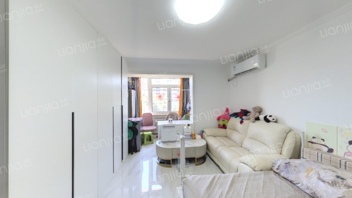 大羊宜宾胡同35号院二手房实景图