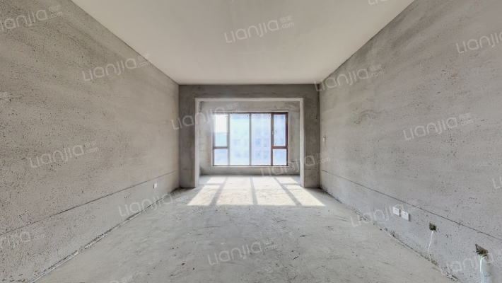 泰丰翠屏山水二手房实景图