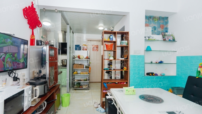 呼玛三村二手房实景图