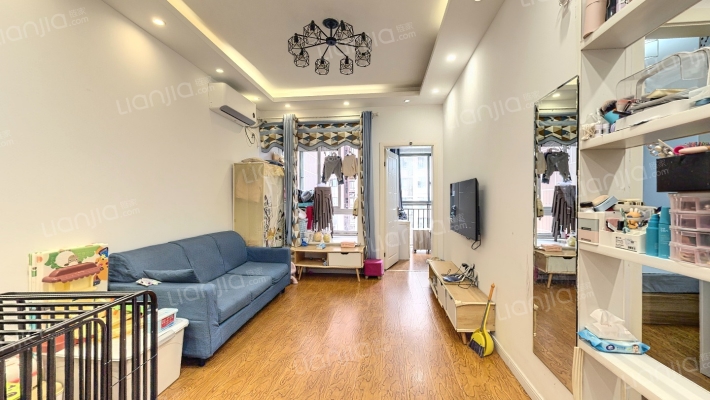 华宇温莎小镇二手房实景图