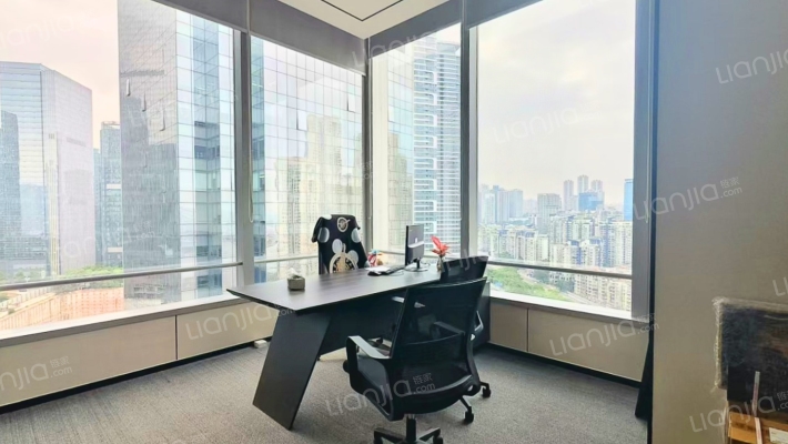 国金中心二手房实景图