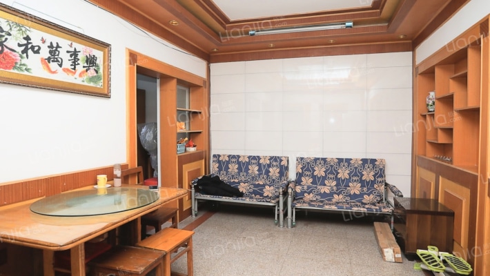 朱方路72号二手房实景图