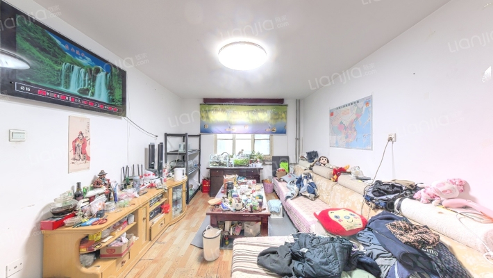 万年社区四零七站居民小区二手房实景图