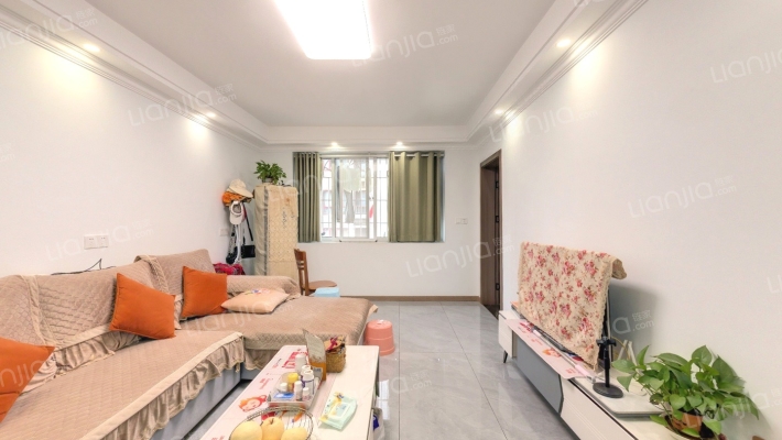 怡安楼二手房实景图