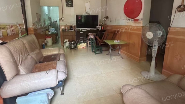 北隅兴隆街二手房实景图