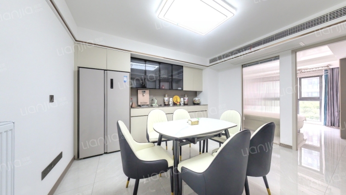 金盛田阳光青城二期二手房实景图