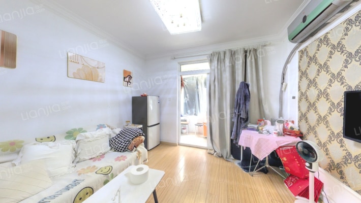 瑞和华苑南区二手房实景图