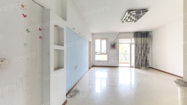 朝阳嘉苑二手房实景图