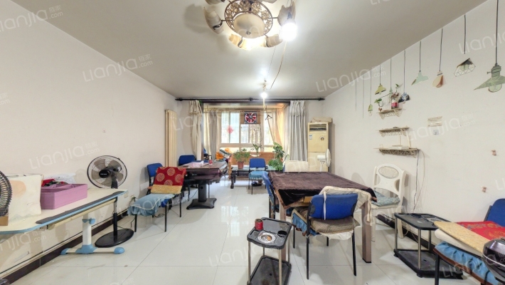 西山枫林三期二手房实景图