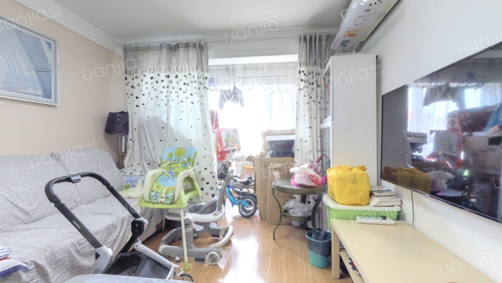 东海仪园二手房实景图