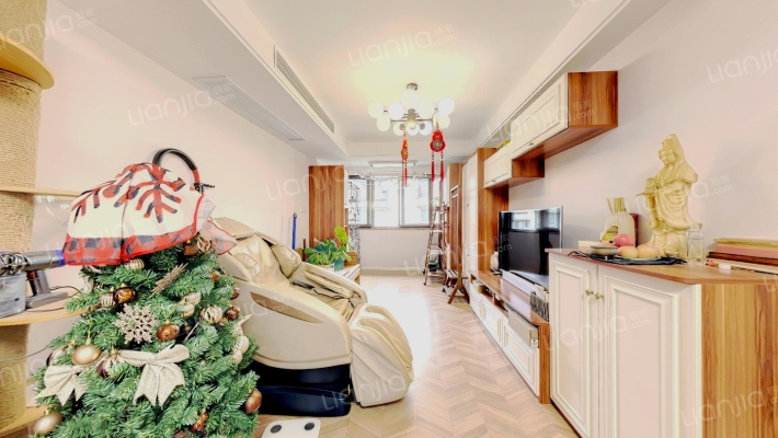 海鹏苑二手房实景图