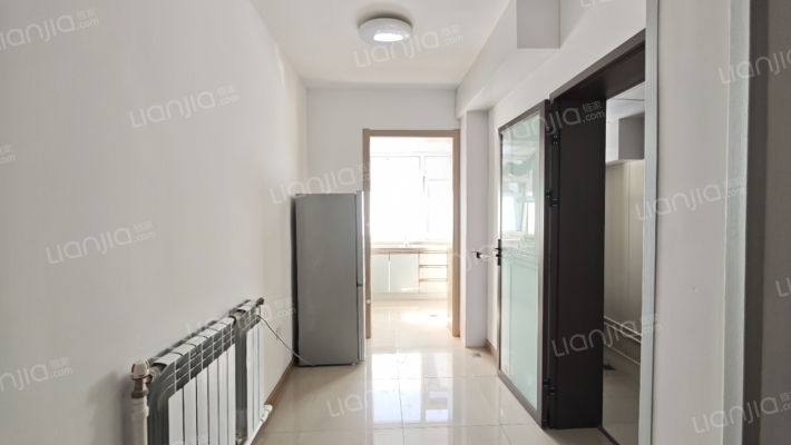 英雄山路140号二手房实景图