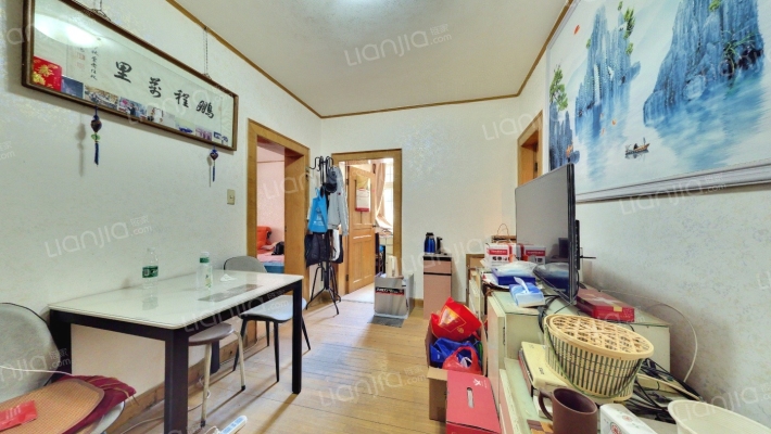 莘松三村二手房实景图