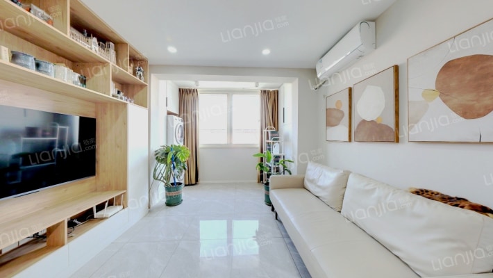 松花江路95弄二手房实景图