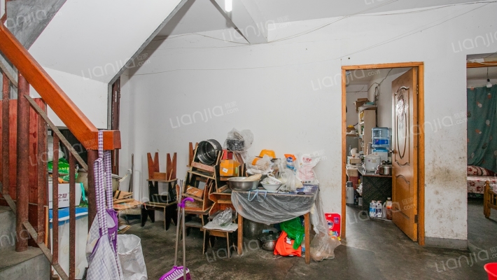 西新路15弄二手房实景图