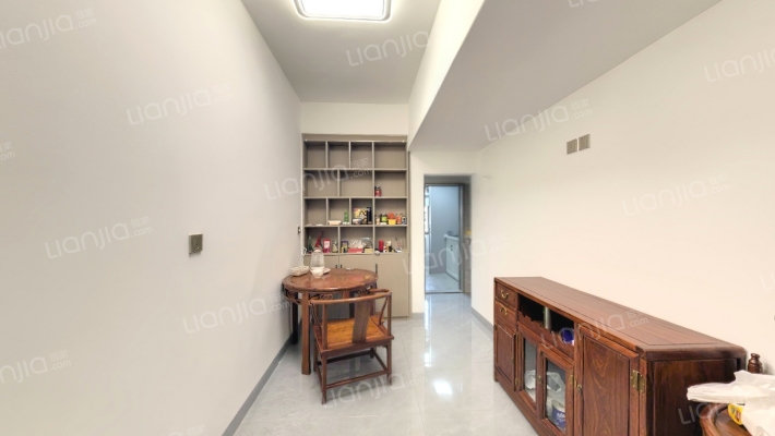 新新花园二手房实景图