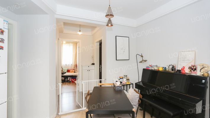 梅陇九村二手房实景图