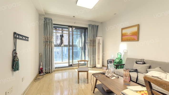 世纪江湾二手房实景图