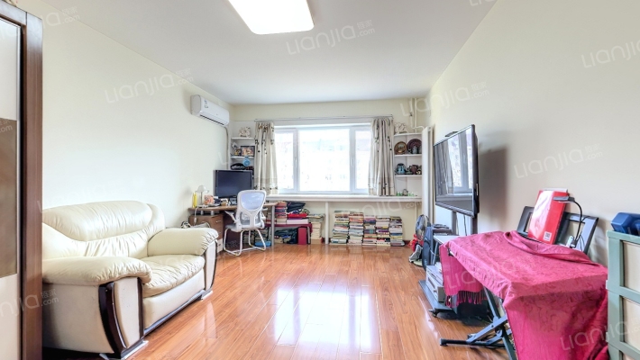 九龙山庄二区二手房实景图