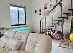 整租·香格里拉花园 5室2厅 南/西_香格里拉花园租房