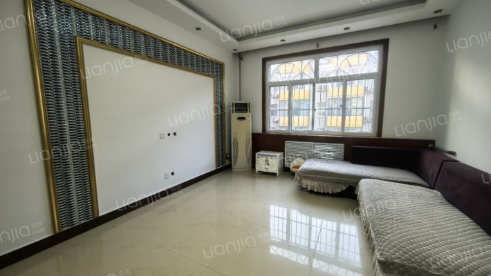 种子公司宿舍二手房实景图