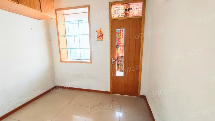 王官庄670号二手房实景图