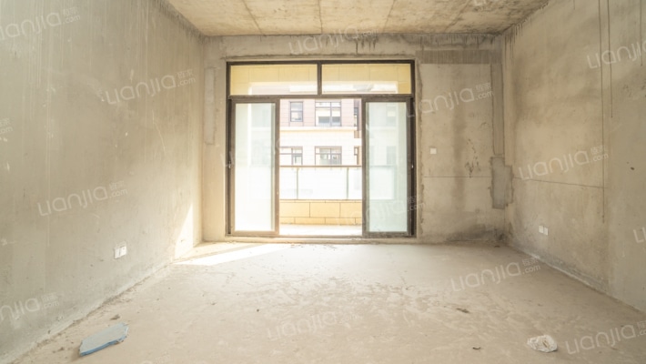 宝地花语墅二手房实景图