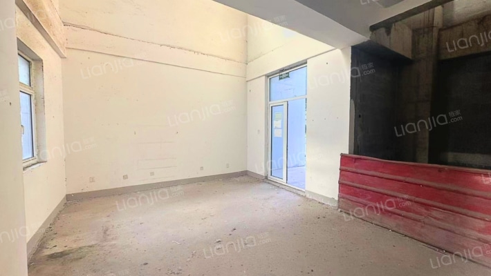 EOD总部港二手房实景图