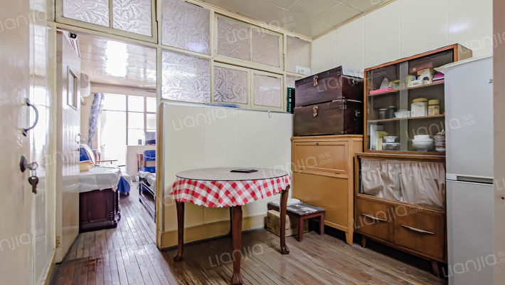 宝昌路632弄二手房实景图