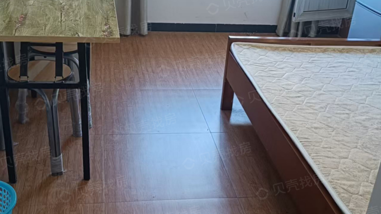 整租·凤凰花园三期C区 1室0厅 南