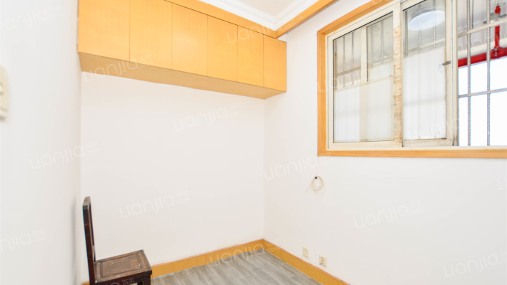 梅园教师公寓二手房实景图