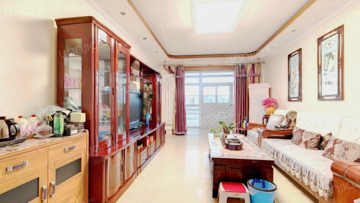 迎宾中路二手房实景图