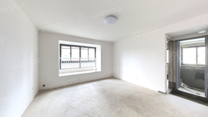 兰庭花境苑二手房实景图