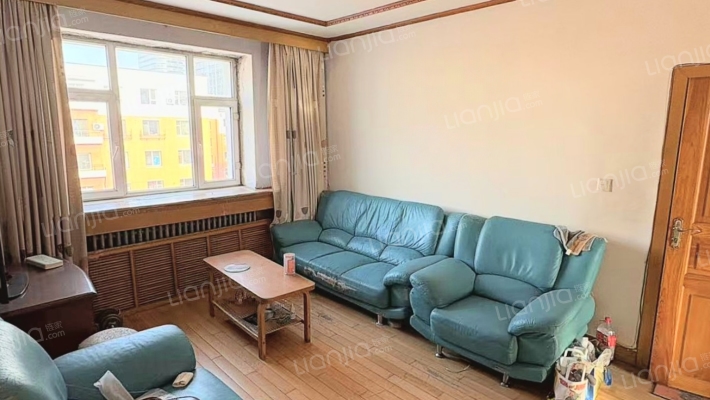 黄金宿舍二手房实景图