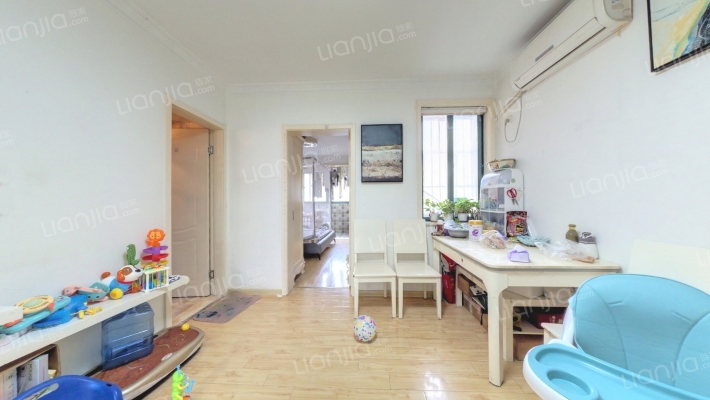 白鹭花园凤栖苑二手房实景图