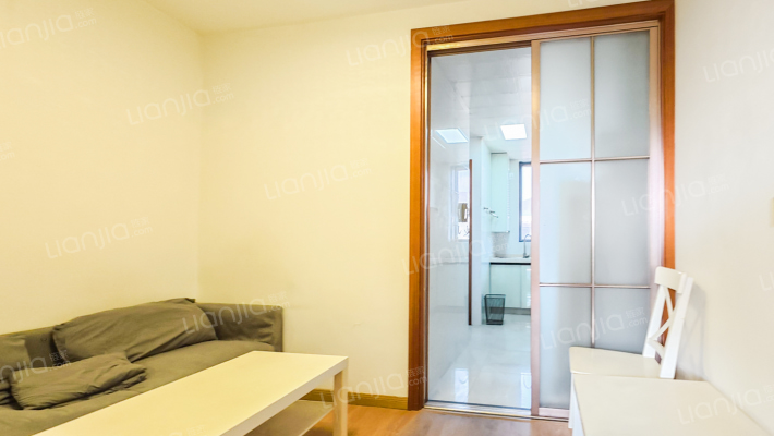 上钢七村二手房实景图