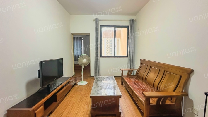 康泰家园小区二手房实景图