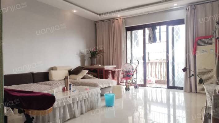 广场大厦二手房实景图