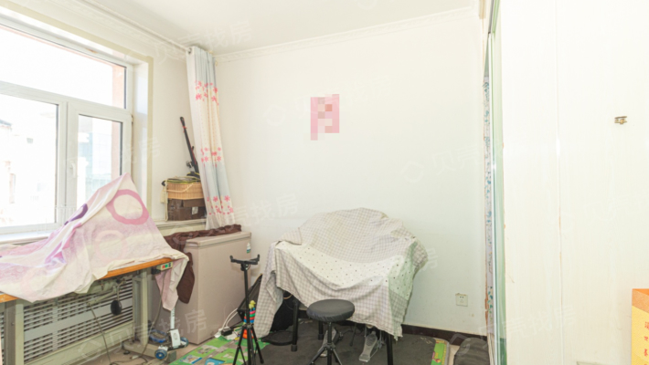 2011年房子，经典三室 无捆绑，过户小税-卧室A