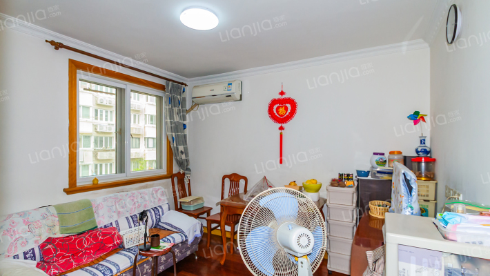 森安苑二手房实景图