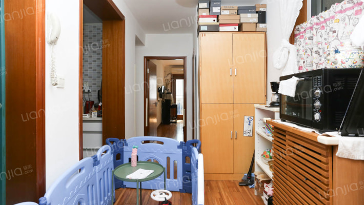 海伦西路30弄二手房实景图