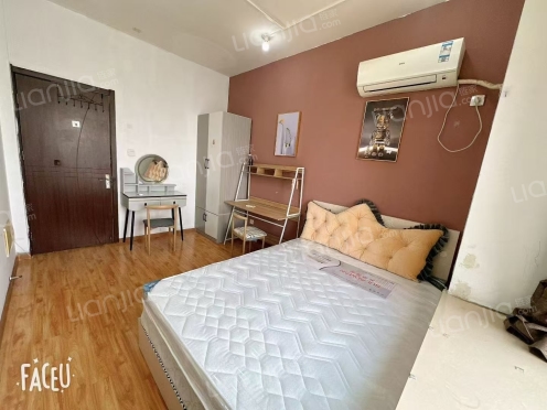 合租·绿地新里卢浮公馆 4居室 北卧