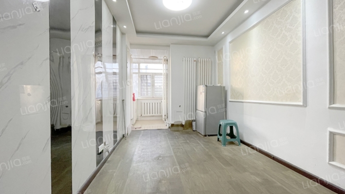 香化街二手房实景图