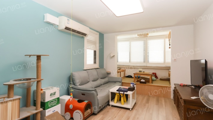 芳秀公寓二手房实景图