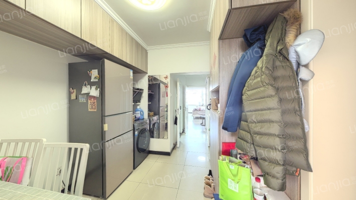 西什库大街74号院二手房实景图