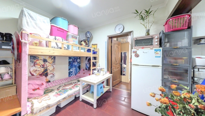 南湖边二手房实景图